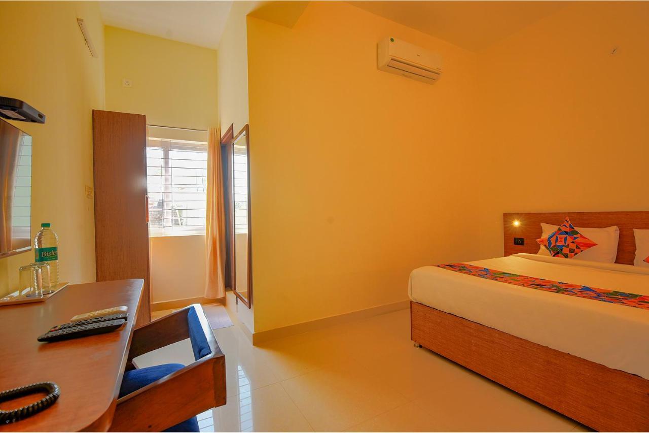 Fabhotel Gr Lake View - Btm Layout Bangalore Exterior foto